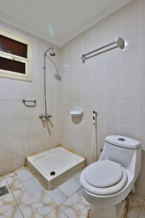 OYO 429 Hamsat Taiba Hotel image 22